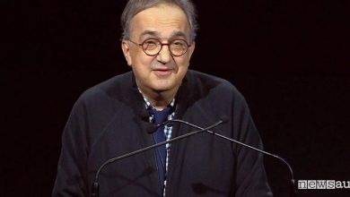 FCA Marchionne cravatta blu