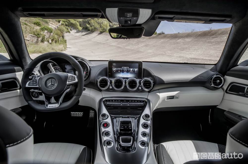 mercedes amg gt vista interni