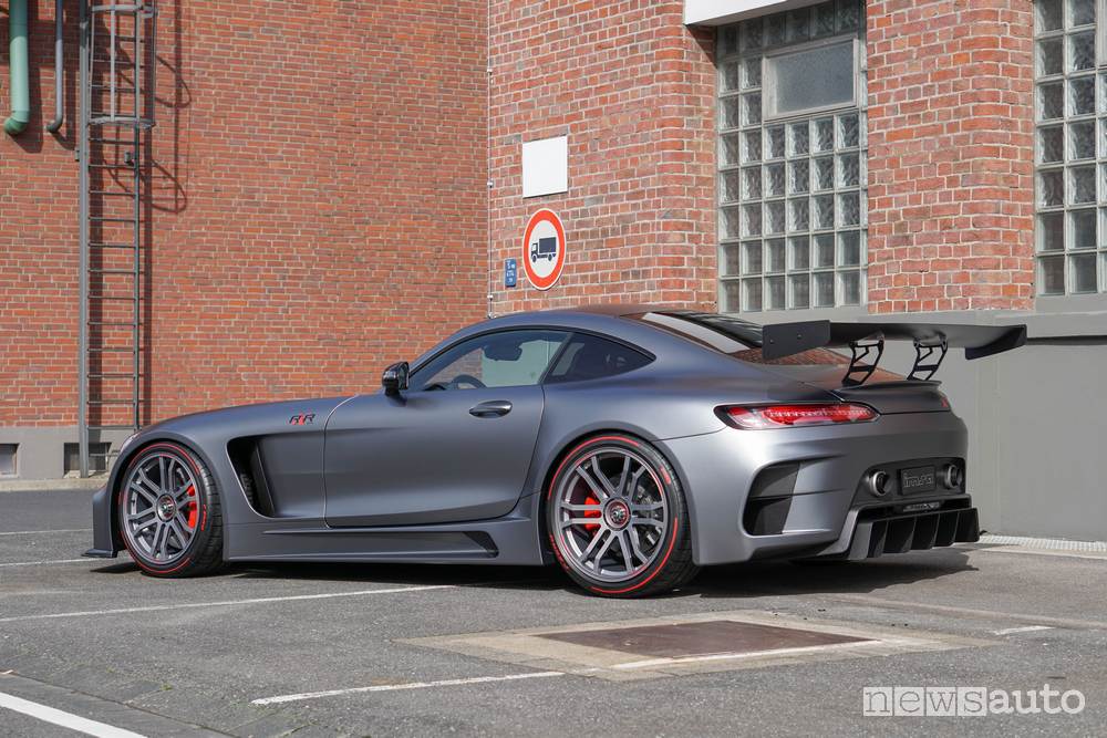 mercedes amg gt vista laterale