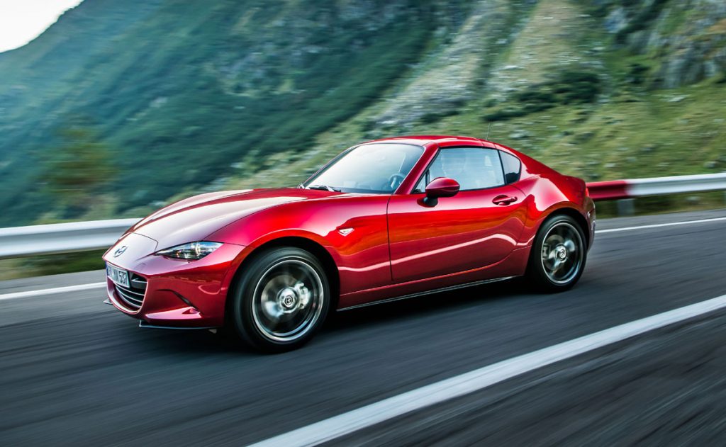 Mazda MX-5 2019 RF rossa laterale