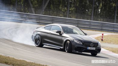 Mercedes-AMG C 63 S Coupé drifting 2019