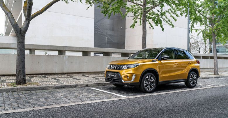 Nuova Suzuki Vitara 2019 vista di profilo