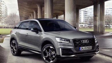 Audi Q2 2019 grigia, vista di profilo