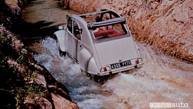 Citroen 2CV 1963, guado