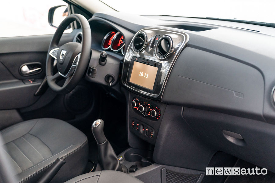 Dacia_Sandero_Streetway 2019. plancia strumenti