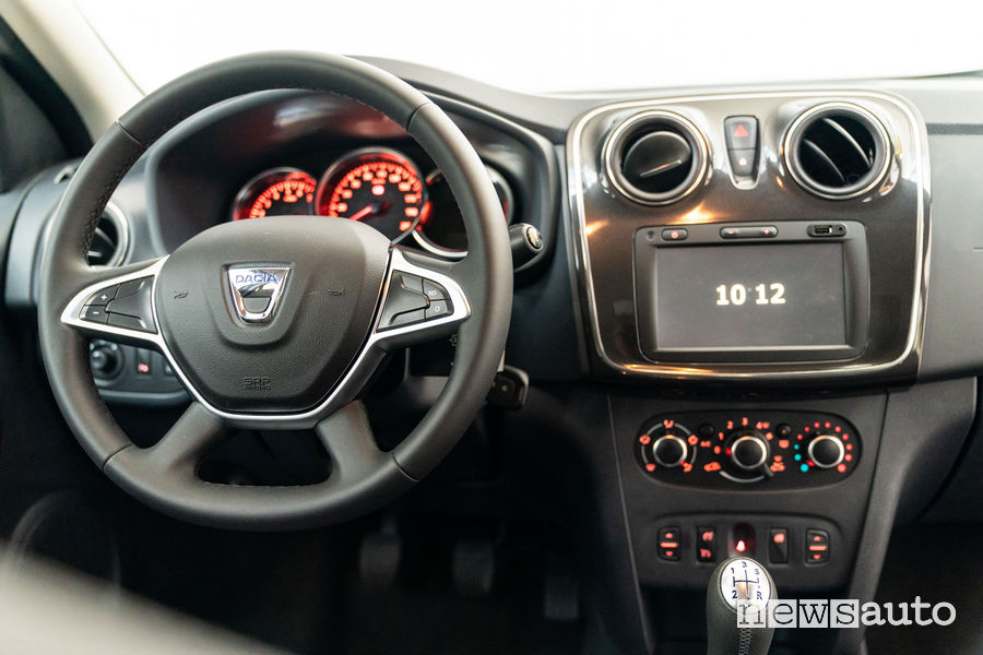 Dacia_Sandero_Streetway 2019. plancia strumenti