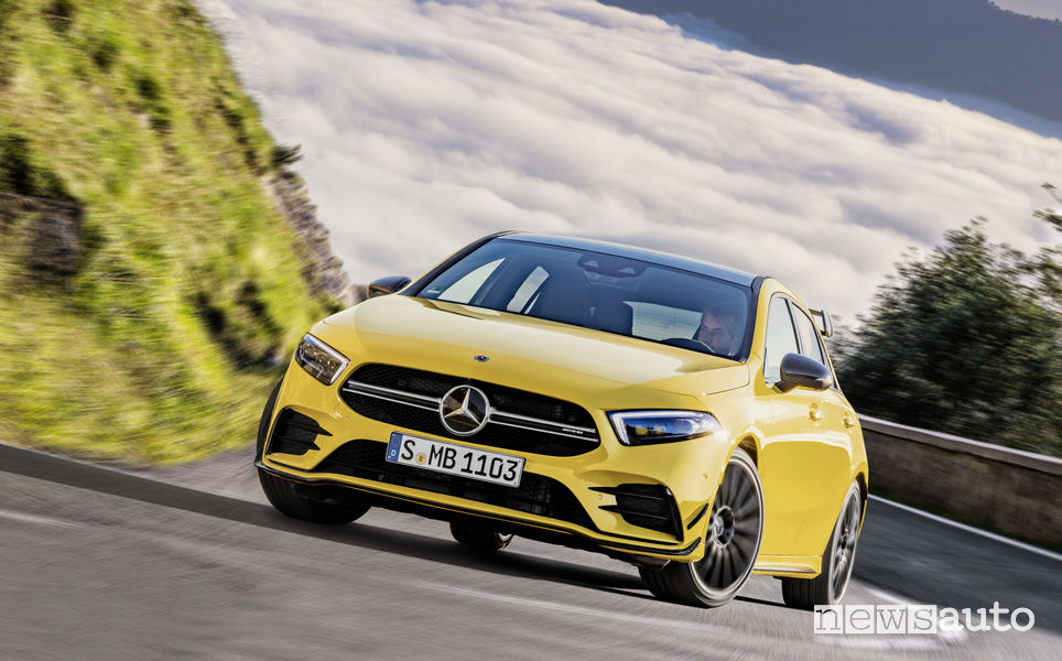 Mercedes-AMG A 35 4MATIC, vista frontale