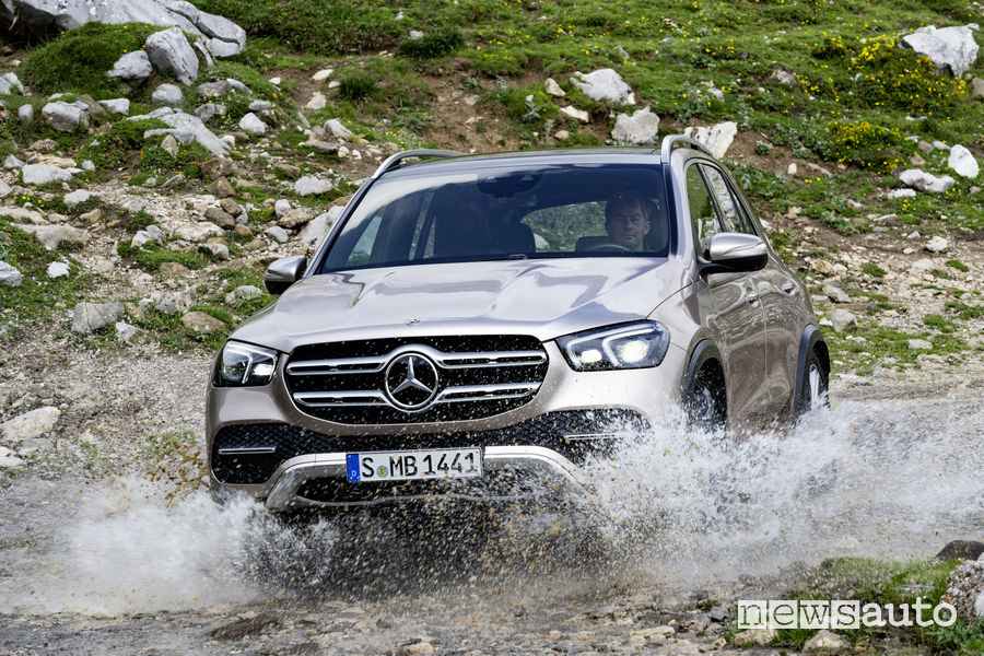 Mercedes-Benz GLE 2019, guado