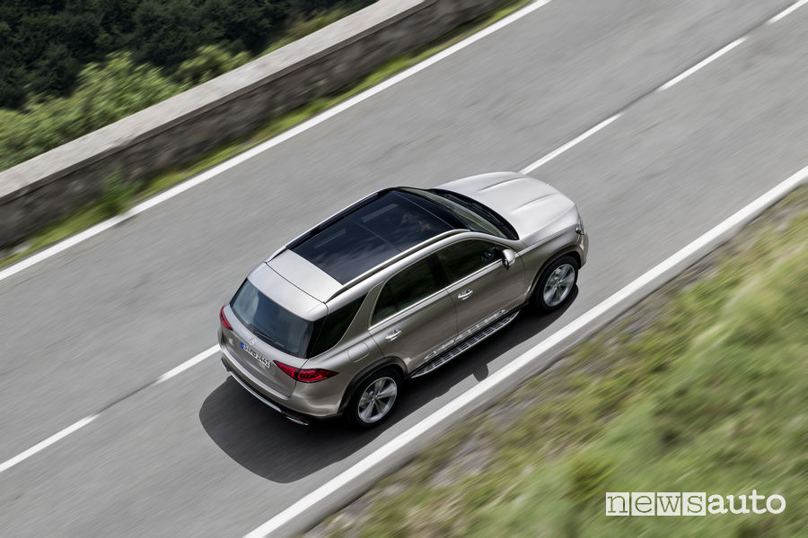 Mercedes-Benz GLE 2019, vista dall'alto