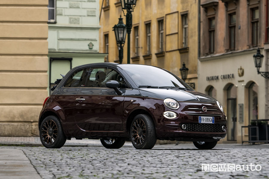 Fiat_500 Collezione cabrio, vista di profilo