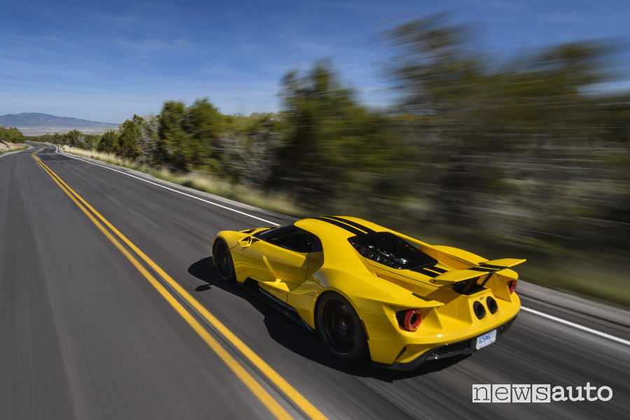 Ford GT, vista posteriore