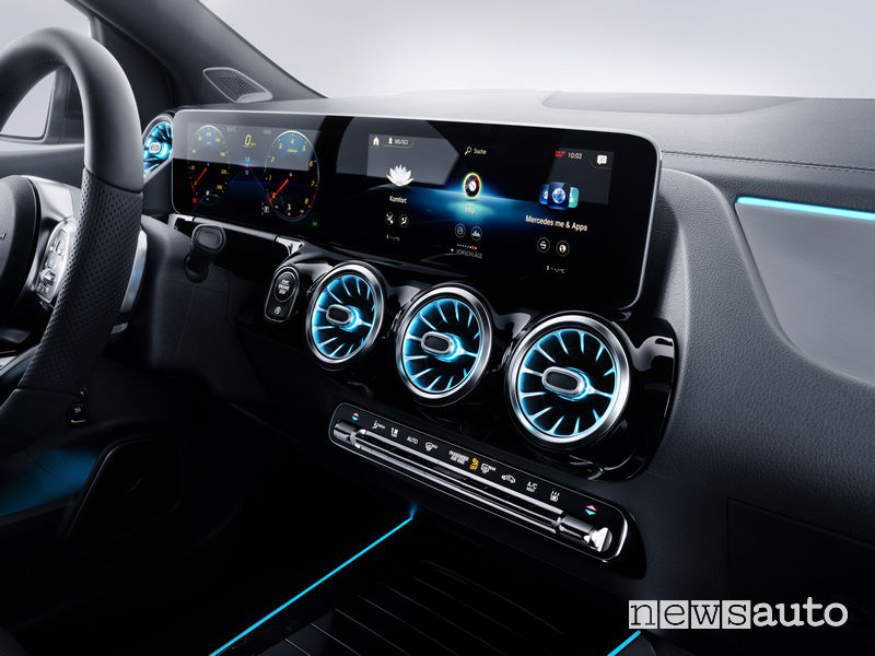 Mercedes-Benz Classe B 2019 AMG Line, plancia strumenti