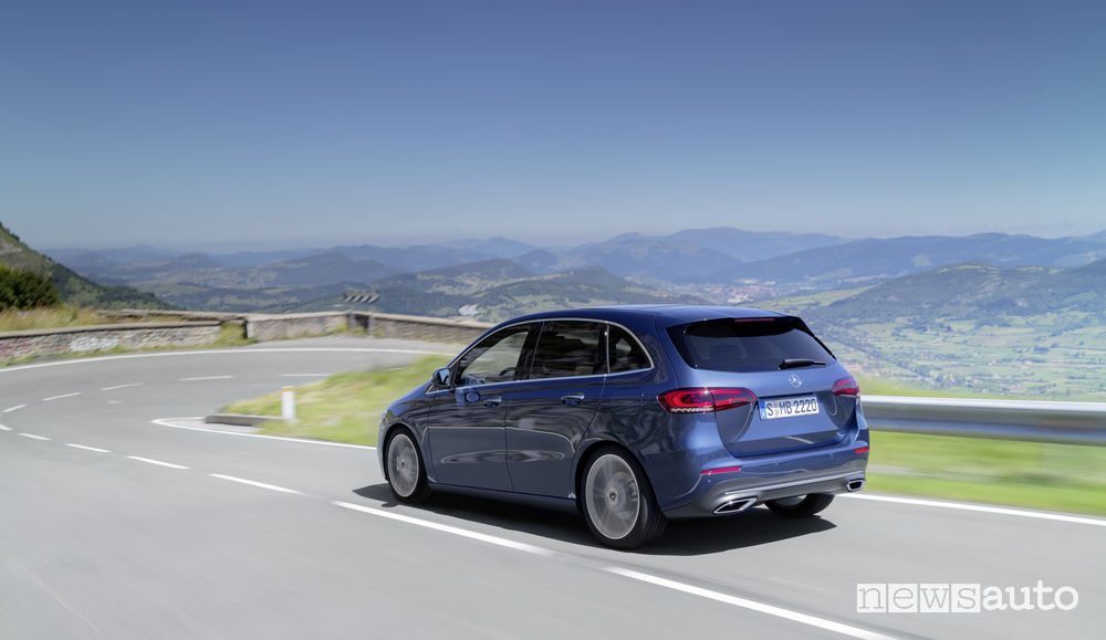Mercedes-Benz Classe B 2019 blue, vista posteriore