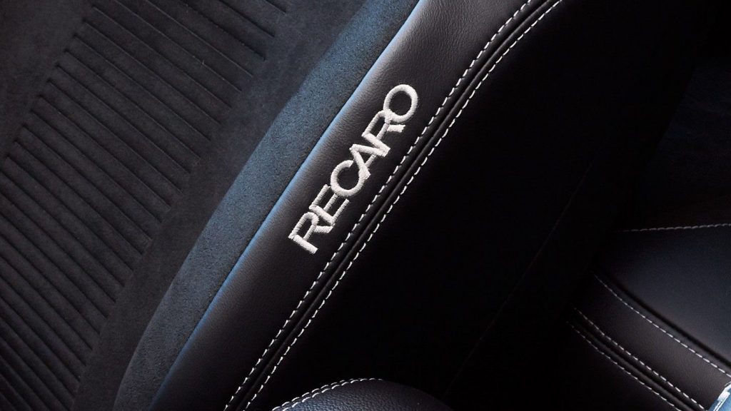 ford-fiesta_st-eu-Centre_Armrest1536_LHD-16x9-2160x1215.jpg.renditions.extra-large