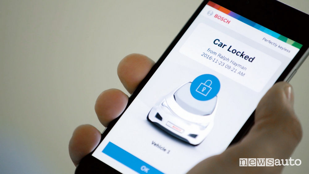 Aprire l'auto con lo smartphone Bosch Perfectly Keyless
