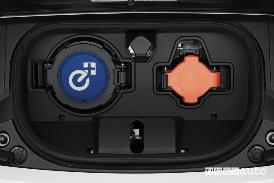 Nissan Leaf 3.Zero, attacco per la ricarica