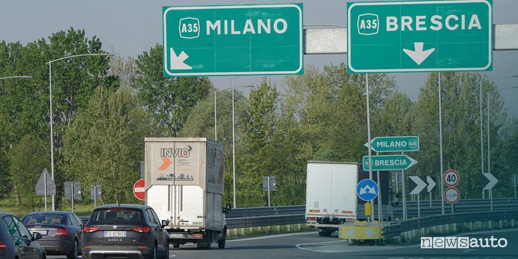 Limiti di velocità neopatentati autostrada
