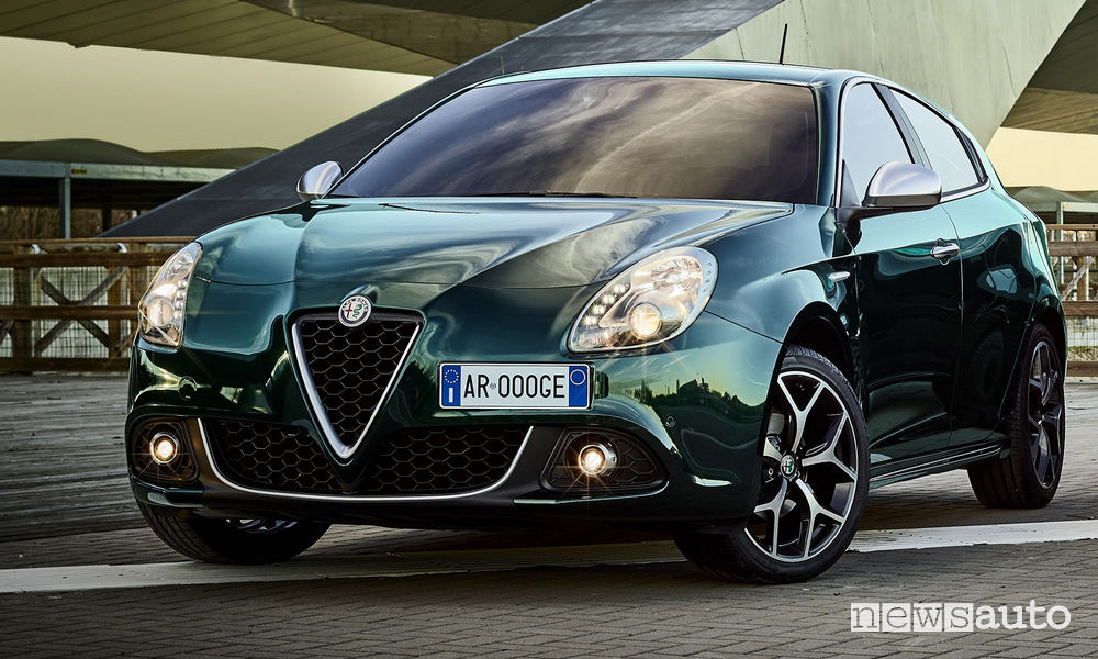 Alfa Romeo Giulietta Super, vista di profilo