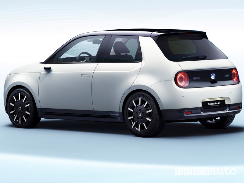 auto elettrica Honda e-Prototype Ginevra 2019 city car