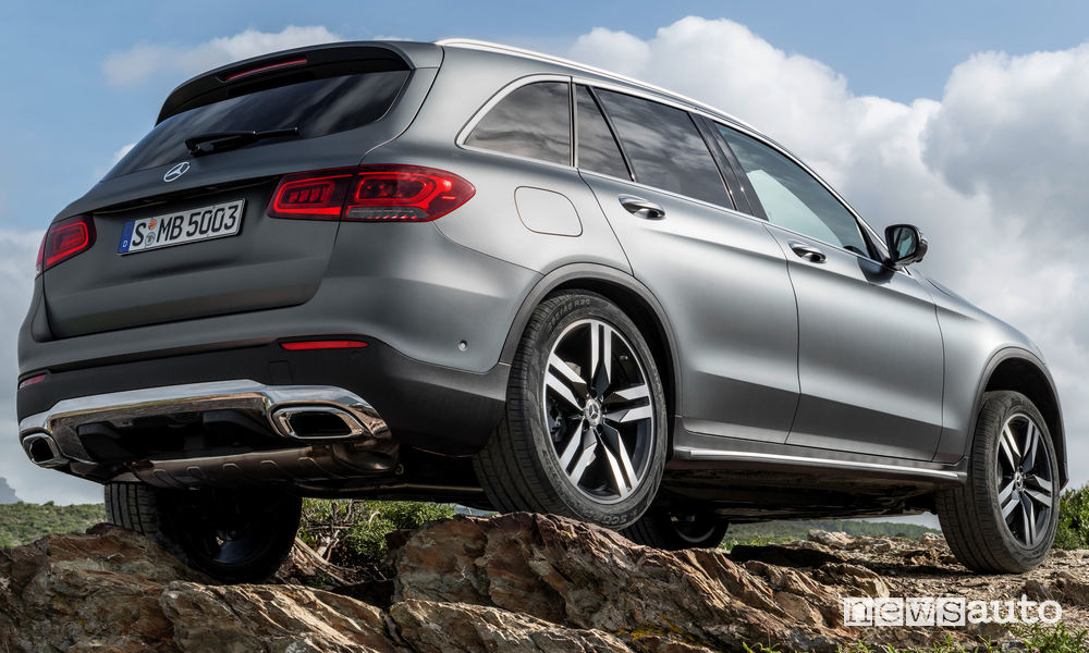 Mercedes-Benz GLC 2019 off road, vista posteriore