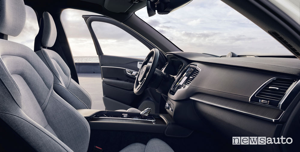Nuova Volvo XC90, abitacolo