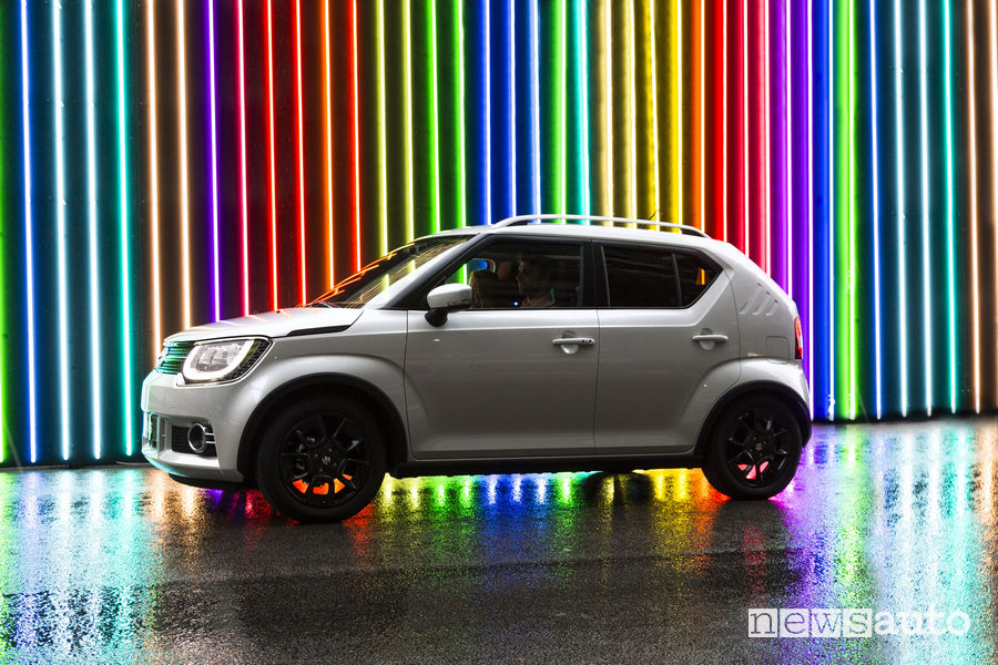 Suzuki Ignis ibrida