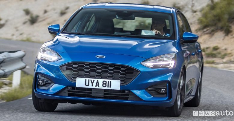 Auto ibride Ford