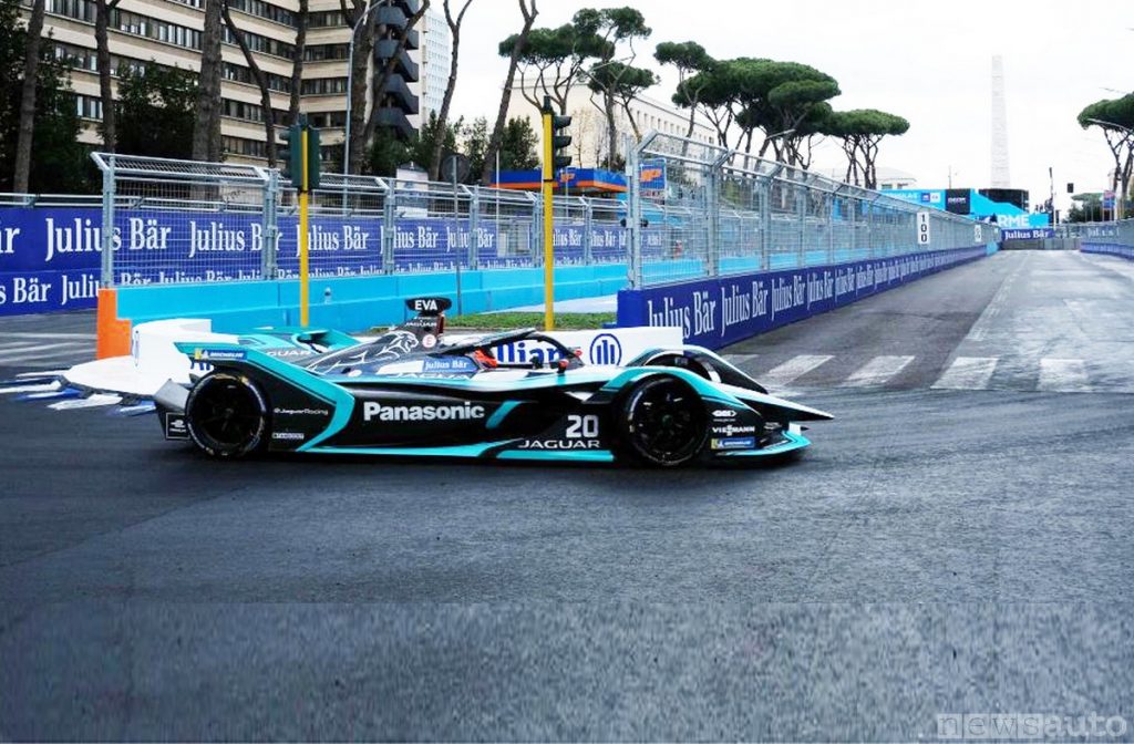 La Jaguar di Mitchell Evans vincitore all'ePrix di Roma Formula E 2019