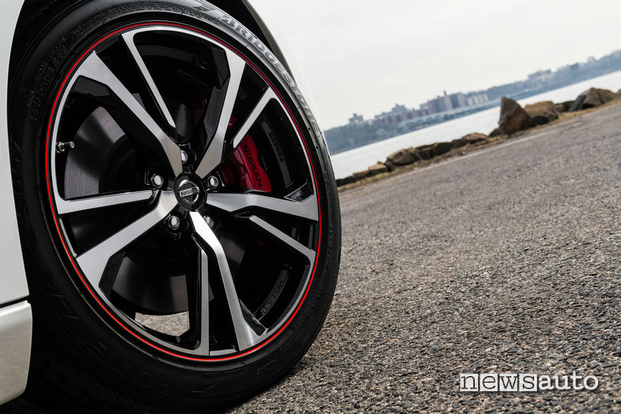 cerchi Nissan 50 Anniversary Edition 370Z