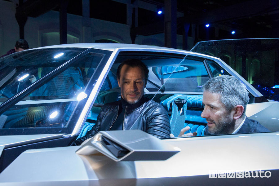 Peugeot alla Milano Design Week 2019, Accorsi e Gilles Vidal (Direttore design Peugeot)
