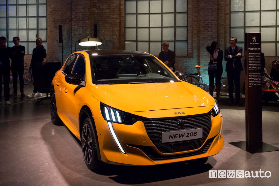 Peugeot alla Milano Design Week 2019 Nuova 208 GT Line