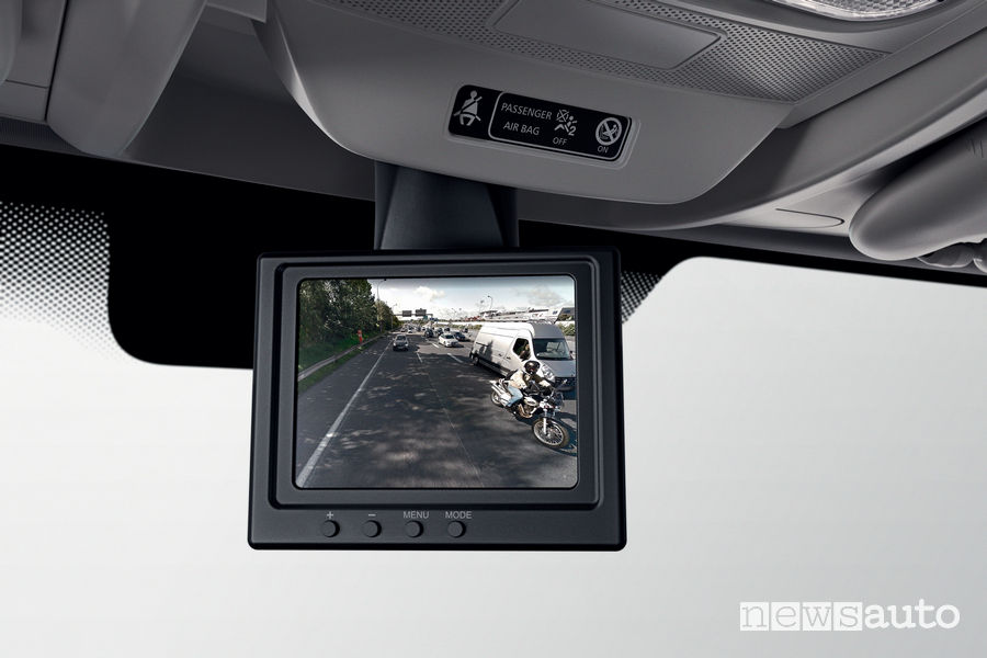 Nuovo Renault Master 2019 display Rear View Assist