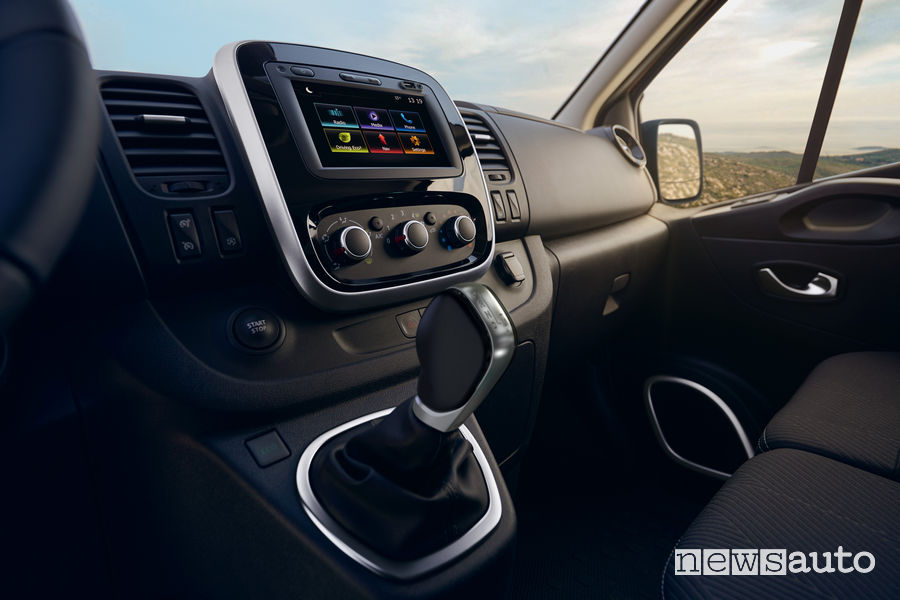 Nuovo Renault Trafic leva cambio automatico