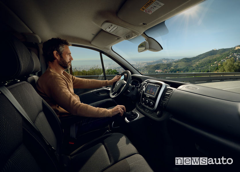 Nuovo Renault Trafic abitacolo