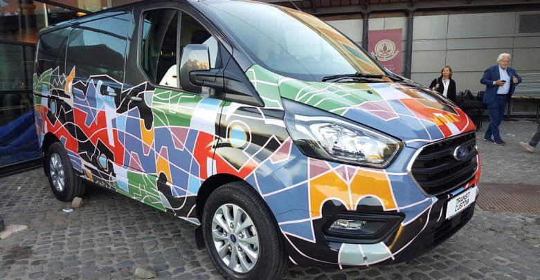 Ford Transit_2019 wrappato vista laterale