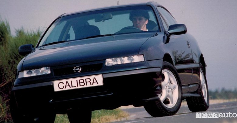Opel Calibra auto sportiva anni ‘90
