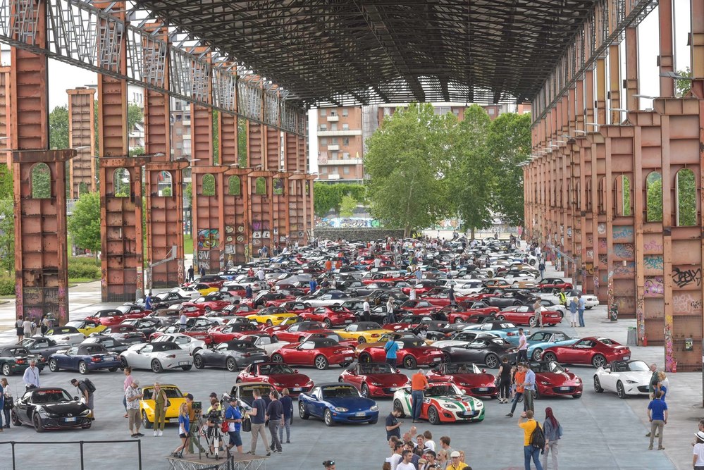 Mazda MX-5 Icon Day a Torino per la 30.a festa di compleanno