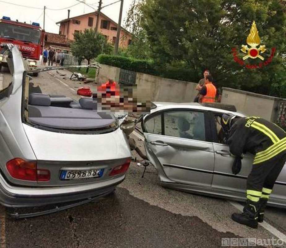BMW si spezza in 2, incidente mortale nel Friuli posteriore 