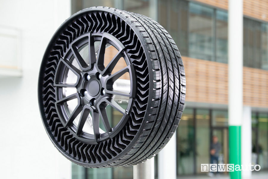Michelin gomma prototipo Uptis che non si buca mai
