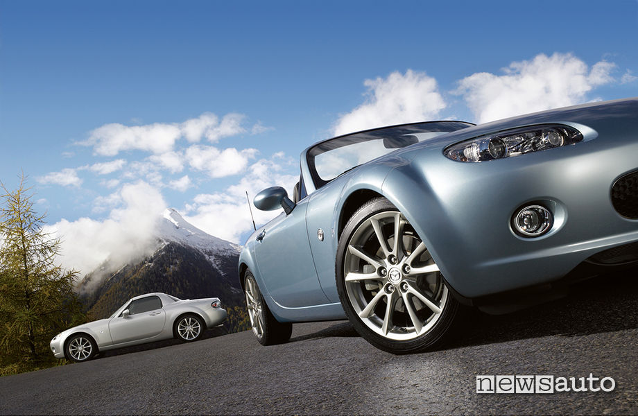Mazda MX-5 vecchia e nuova