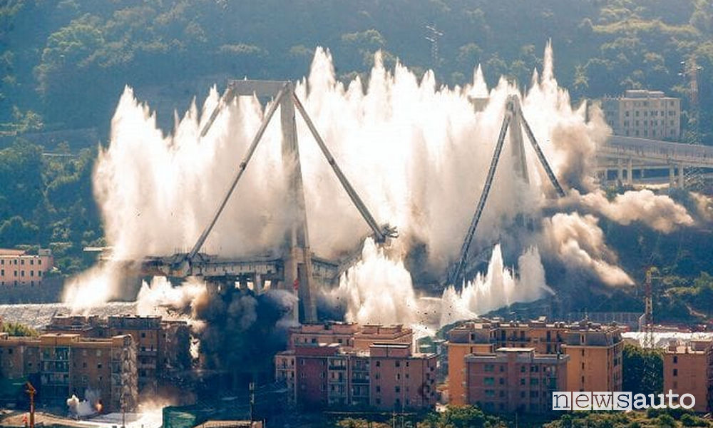 Demolizione Ponte Morandi
