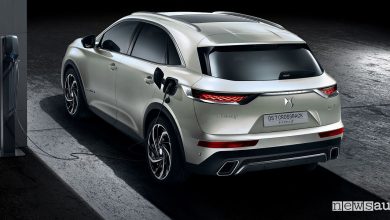 SUV ibrido DS 7 Crossback E-Tense 4x4 ricarica