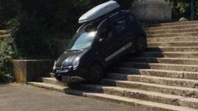 Fiat Panda 4x4 scale di Villa Borghese