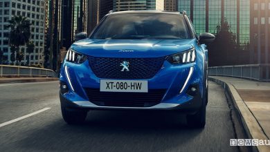 Peugeot e-2008 elettrica prezzi