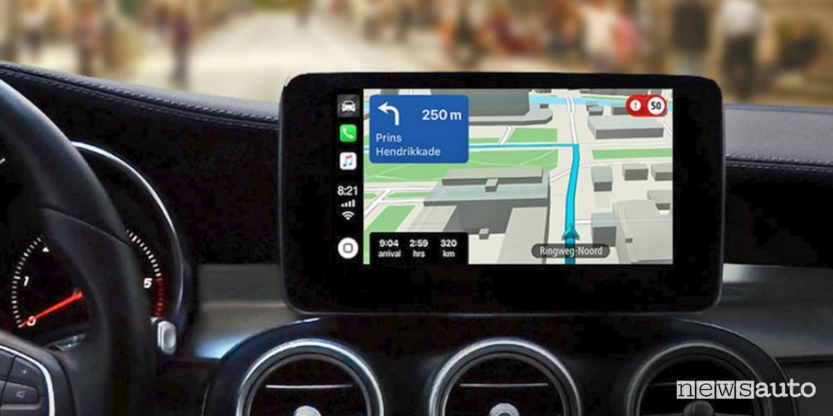 tomtom per cellulare scaricare