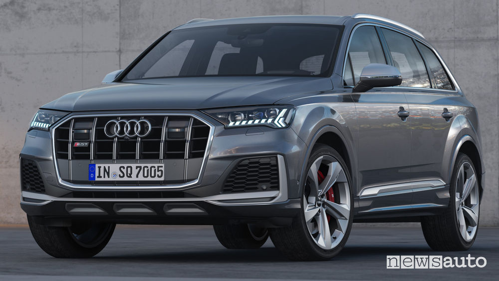 Audi SQ7 TDI vista di profilo