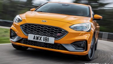 Ford Focus ST 2019 Orange vista frontale in movimento