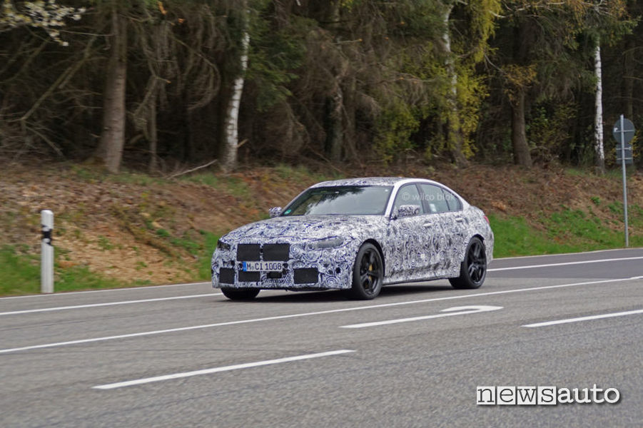 BMW M3 Pure foto spia