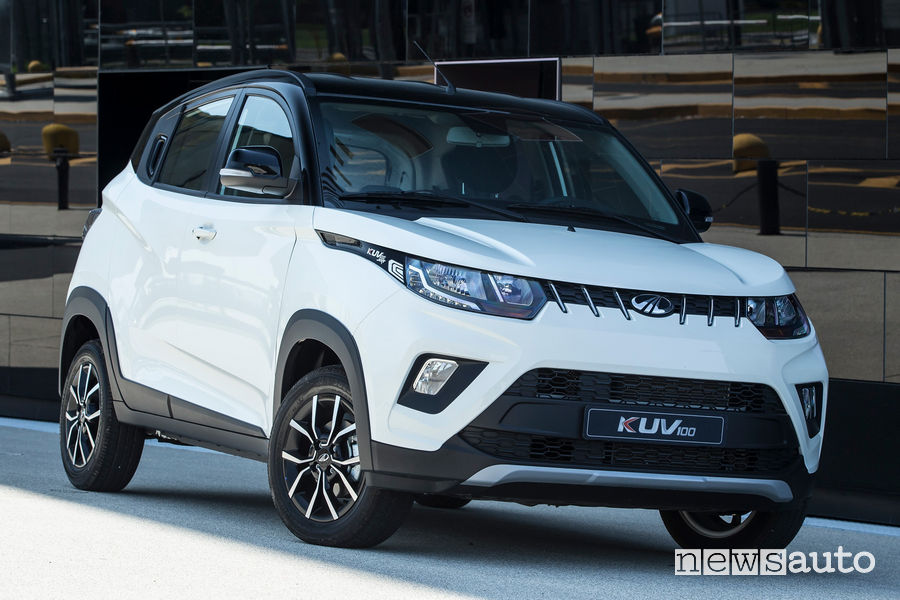 Mahindra KUV100 NXT K8 vista di profilo