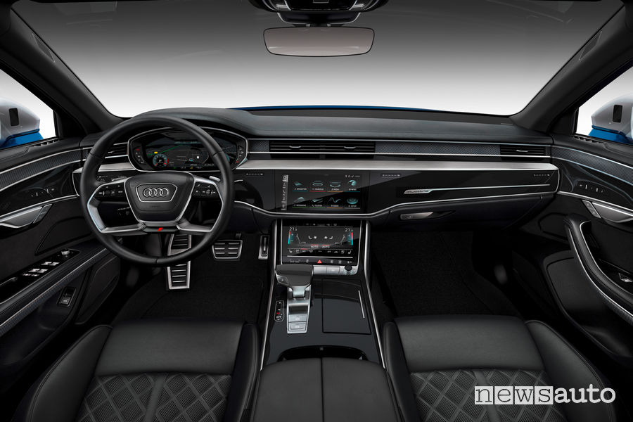 Nuova Audi S8 plancia strumenti